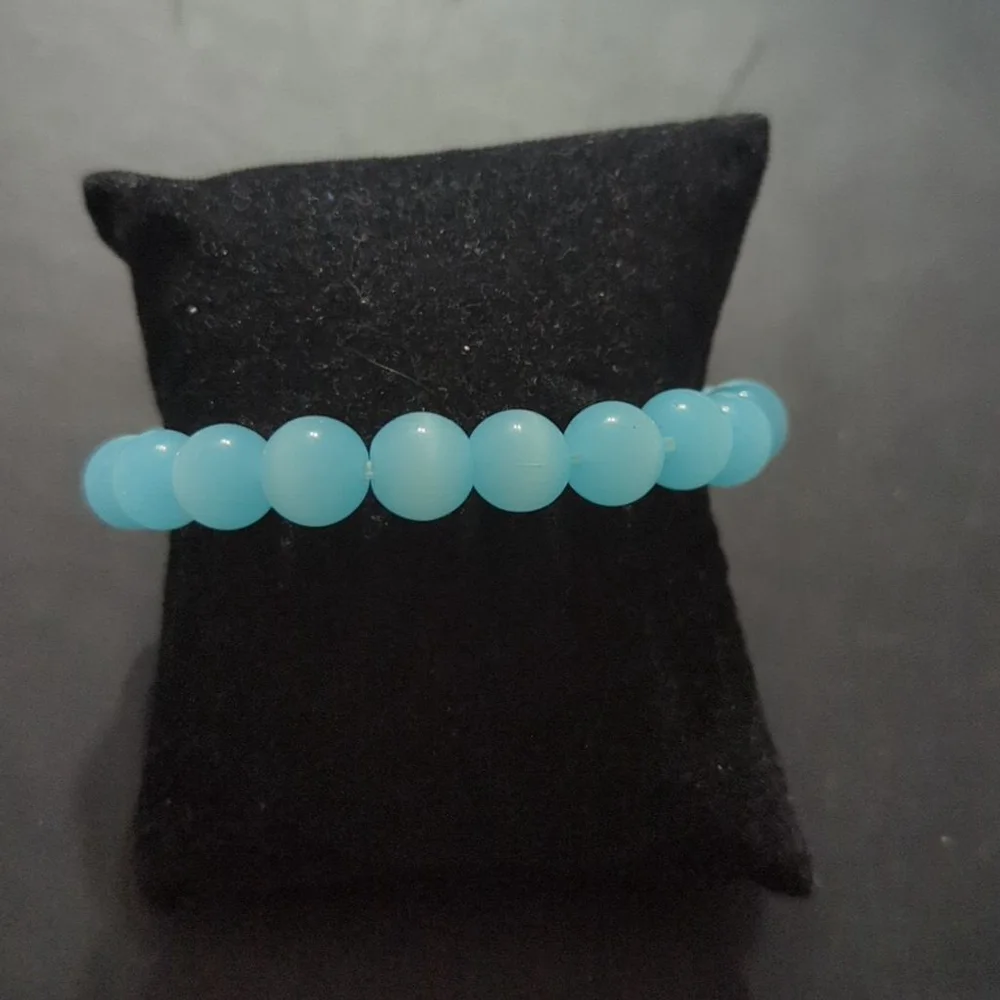 Light Pastel Blue Agate Gemstone Beaded Stretchy Elastic Statement Bracelet